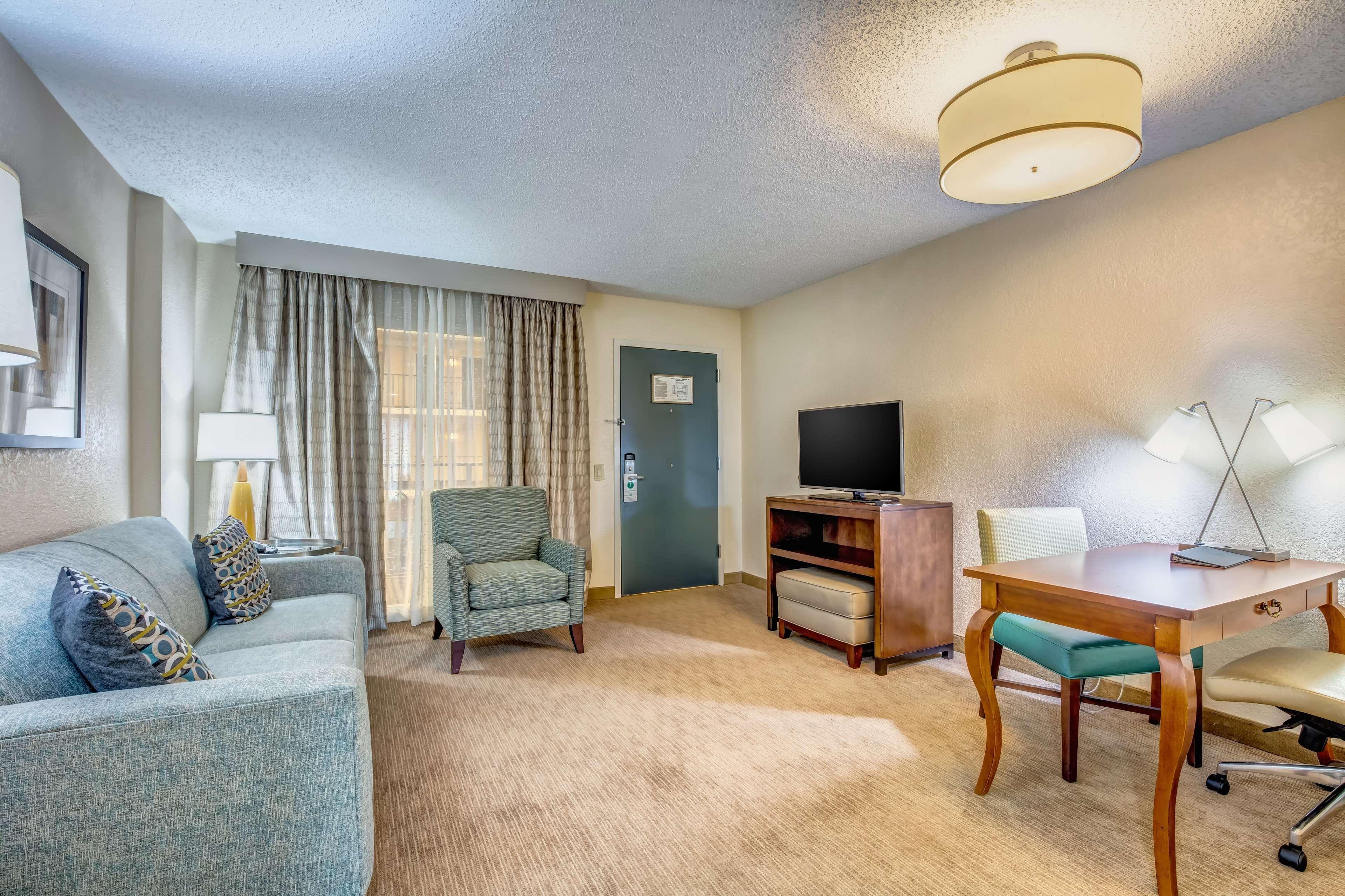 Embassy Suites By Hilton Memphis East Germantown Area Exterior foto